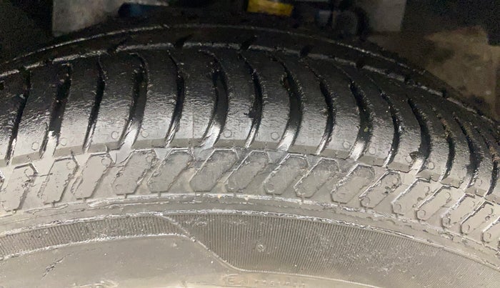 2018 Ford Ecosport TITANIUM 1.5L PETROL, Petrol, Manual, 86,654 km, Left Front Tyre Tread