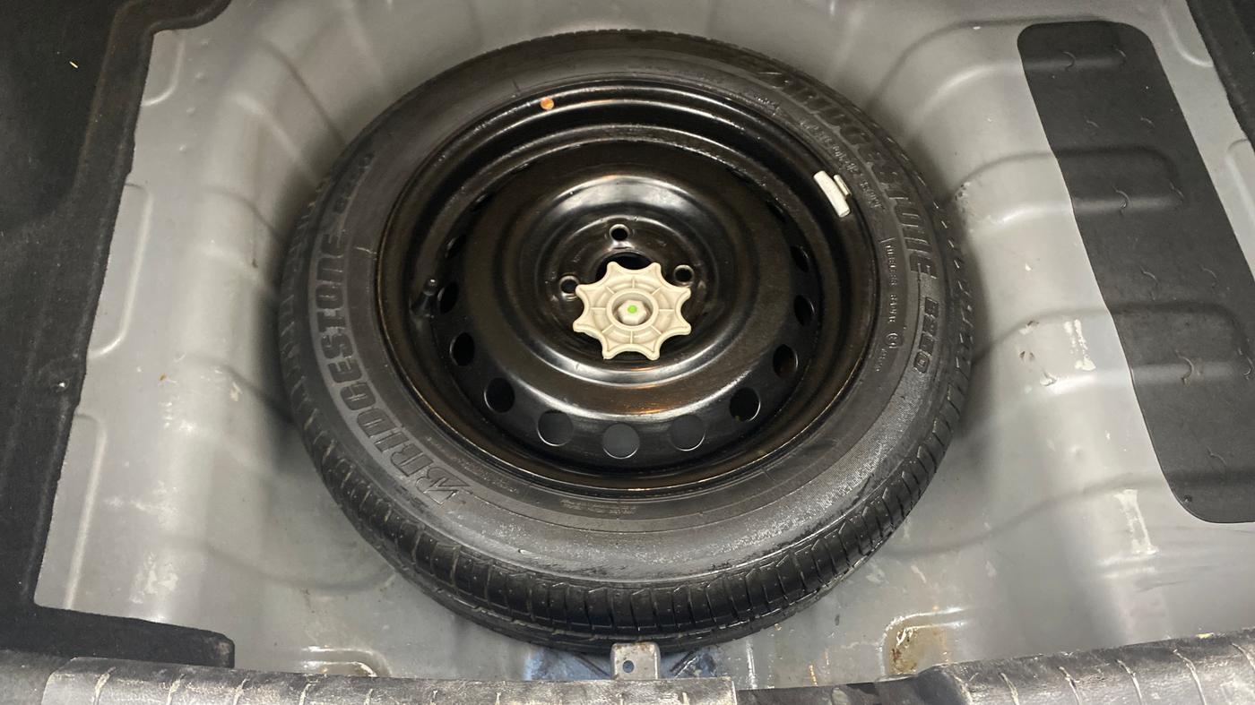 2015 Hyundai Xcent SX AT 1.2 (O), Petrol, Automatic, 63,866 km, Spare Tyre
