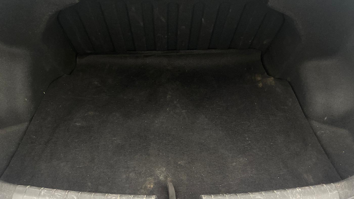 2015 Hyundai Xcent SX AT 1.2 (O), Petrol, Automatic, 63,866 km, Boot Inside