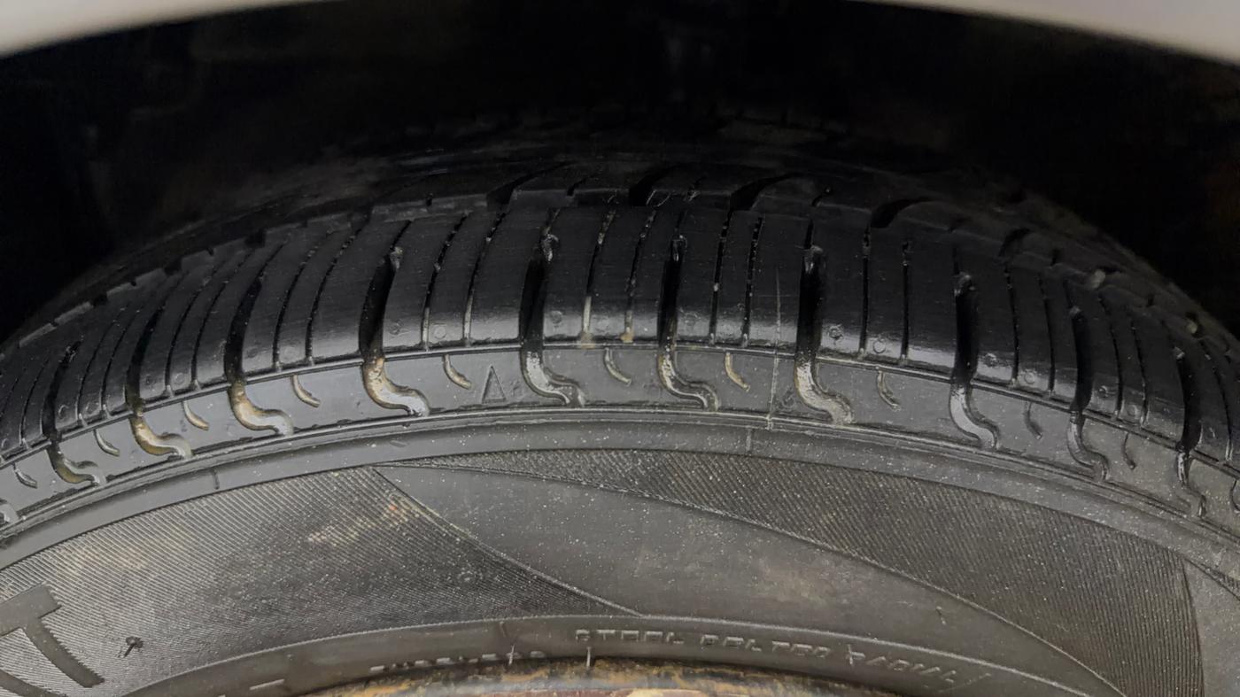 2019 Maruti Celerio VXI CNG, CNG, Manual, 67,362 km, Left Front Tyre Tread