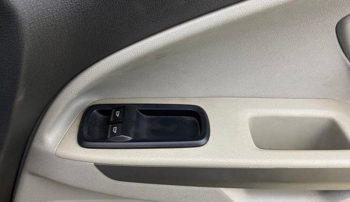 2016 Ford Ecosport AMBIENTE 1.5L PETROL, Petrol, Manual, 58,769 km, Driver Side Door Panels Control