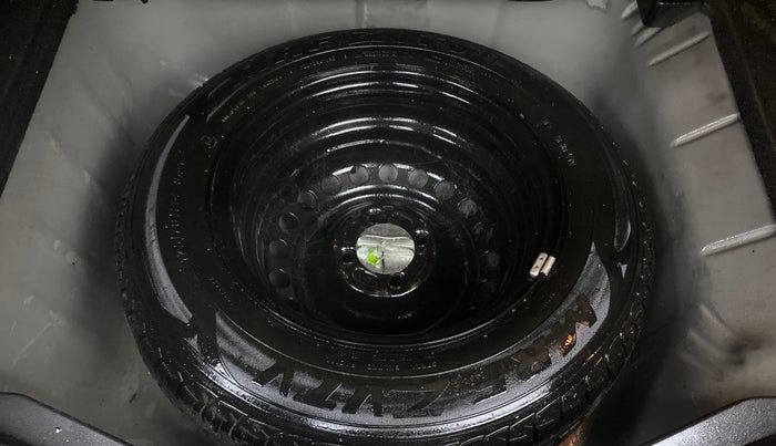 2017 Honda Jazz 1.2L I-VTEC V, Petrol, Manual, 1,00,405 km, Spare Tyre