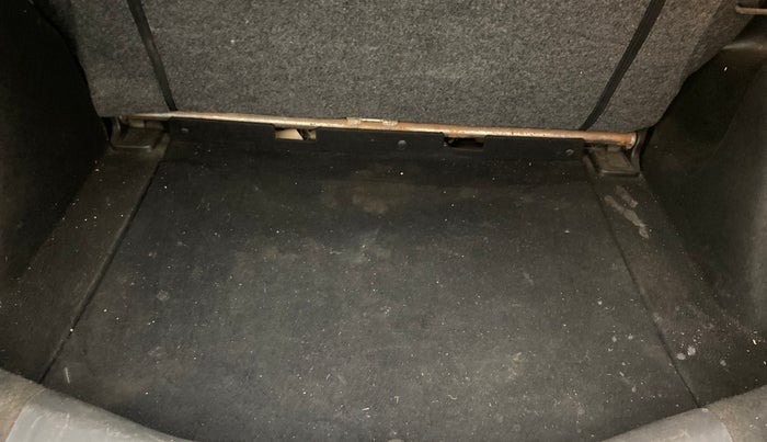 2017 Honda Jazz 1.2L I-VTEC V, Petrol, Manual, 1,00,405 km, Boot Inside