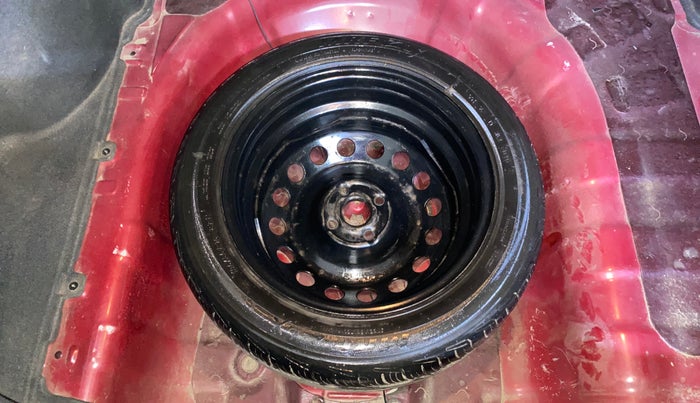 2014 Hyundai Verna FLUIDIC 1.6 VTVT SX, Petrol, Manual, 82,833 km, Spare Tyre