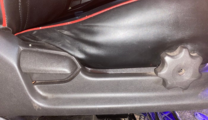 2014 Hyundai Verna FLUIDIC 1.6 VTVT SX, Petrol, Manual, 82,833 km, Driver Side Adjustment Panel