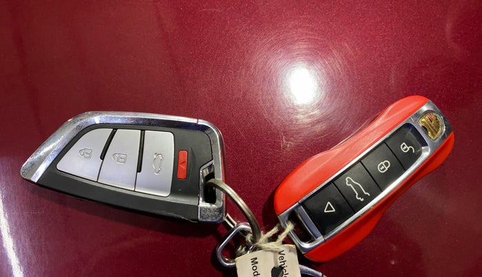 2014 Hyundai Verna FLUIDIC 1.6 VTVT SX, Petrol, Manual, 82,833 km, Key Close Up