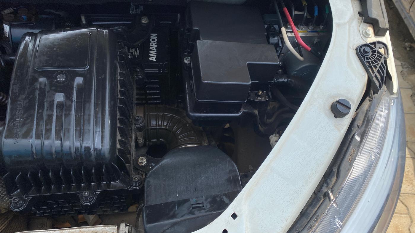 2020 Mahindra MARAZZO M6 8 STR, Diesel, Manual, 73,902 km, Engine View - Left