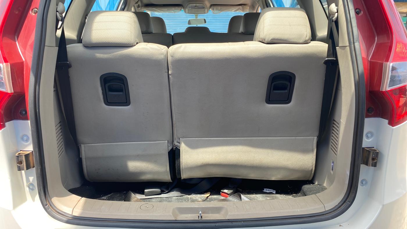 2020 Mahindra MARAZZO M6 8 STR, Diesel, Manual, 73,902 km, Boot Inside