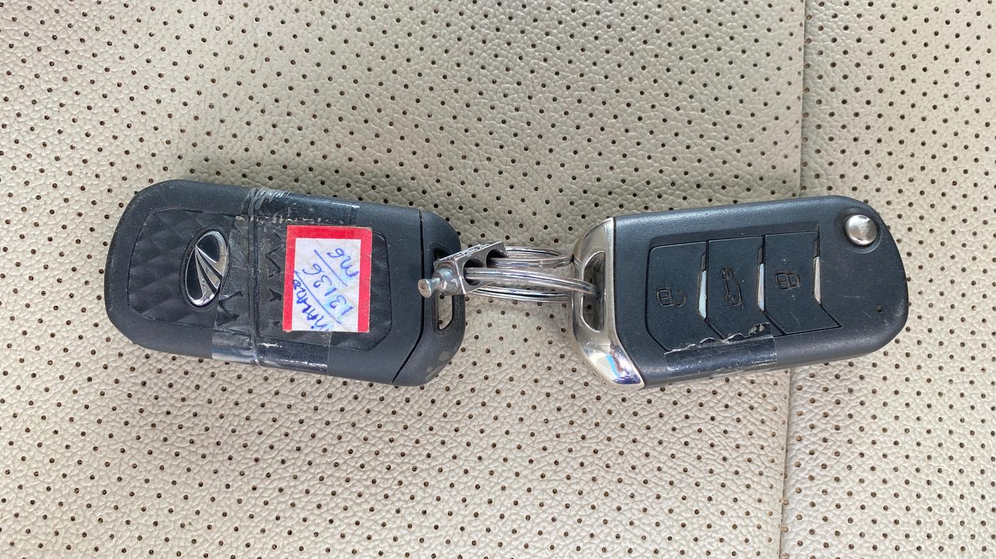 2020 Mahindra MARAZZO M6 8 STR, Diesel, Manual, 73,902 km, Key Close Up