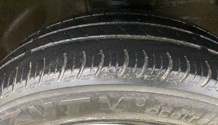 2019 Maruti S PRESSO VXI+, Petrol, Manual, 49,022 km, Right Front Tyre Tread