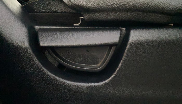 2019 Hyundai NEW SANTRO SPORTZ AMT, Petrol, Automatic, 38,545 km, Driver Side Adjustment Panel