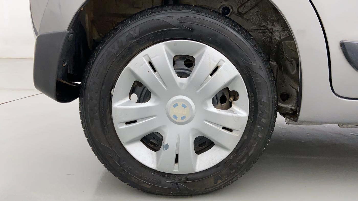 2018 Maruti Celerio VXI CNG D, CNG, Manual, 25,683 km, Right Rear Wheel