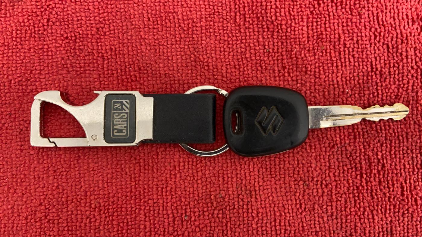 2018 Maruti Celerio VXI CNG D, CNG, Manual, 25,683 km, Key Close Up