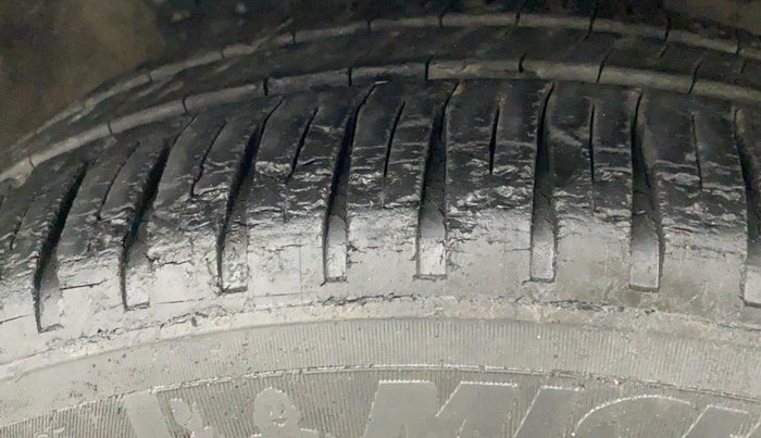 2011 Honda City 1.5L I-VTEC S MT, Petrol, Manual, 60,913 km, Right Front Tyre Tread