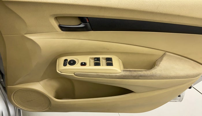 2011 Honda City 1.5L I-VTEC S MT, Petrol, Manual, 60,913 km, Driver Side Door Panels Control