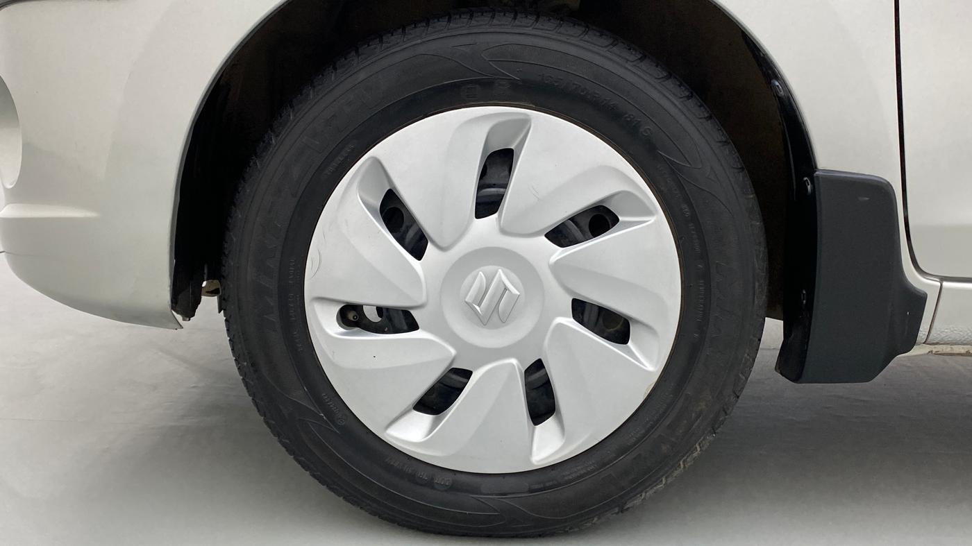 2016 Maruti Celerio VXI d, Petrol, Manual, 50,809 km, Left Front Wheel