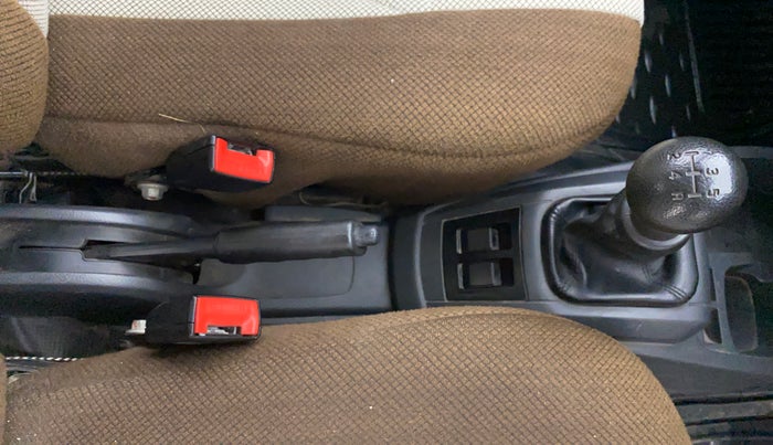 2017 Maruti Alto 800 VXI, Petrol, Manual, 32,656 km, Gear Lever