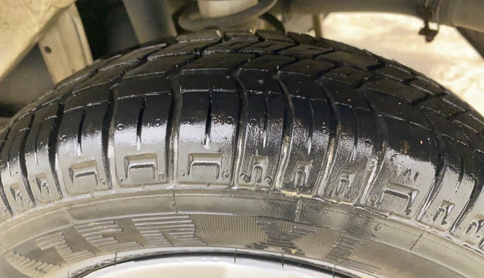 2017 Maruti Alto 800 VXI, Petrol, Manual, 32,656 km, Left Rear Tyre Tread