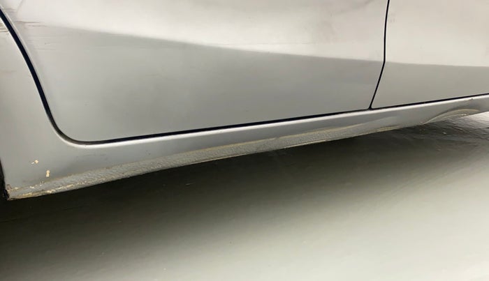 2017 Maruti Celerio VXI, CNG, Manual, 93,026 km, Right running board - Slightly dented