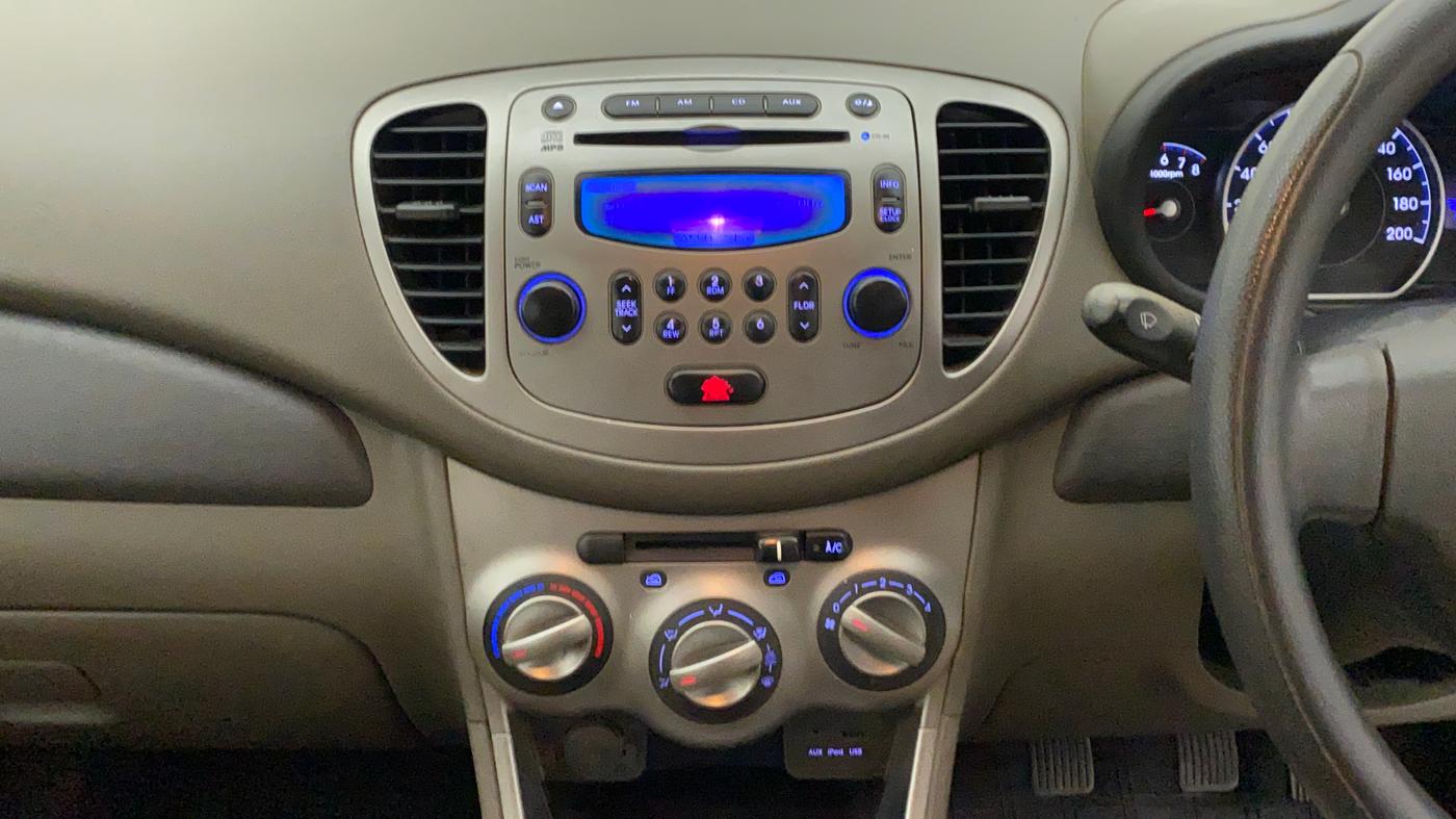 2013 Hyundai i10 SPORTZ 1.1, Petrol, Manual, 46,090 km, Air Conditioner