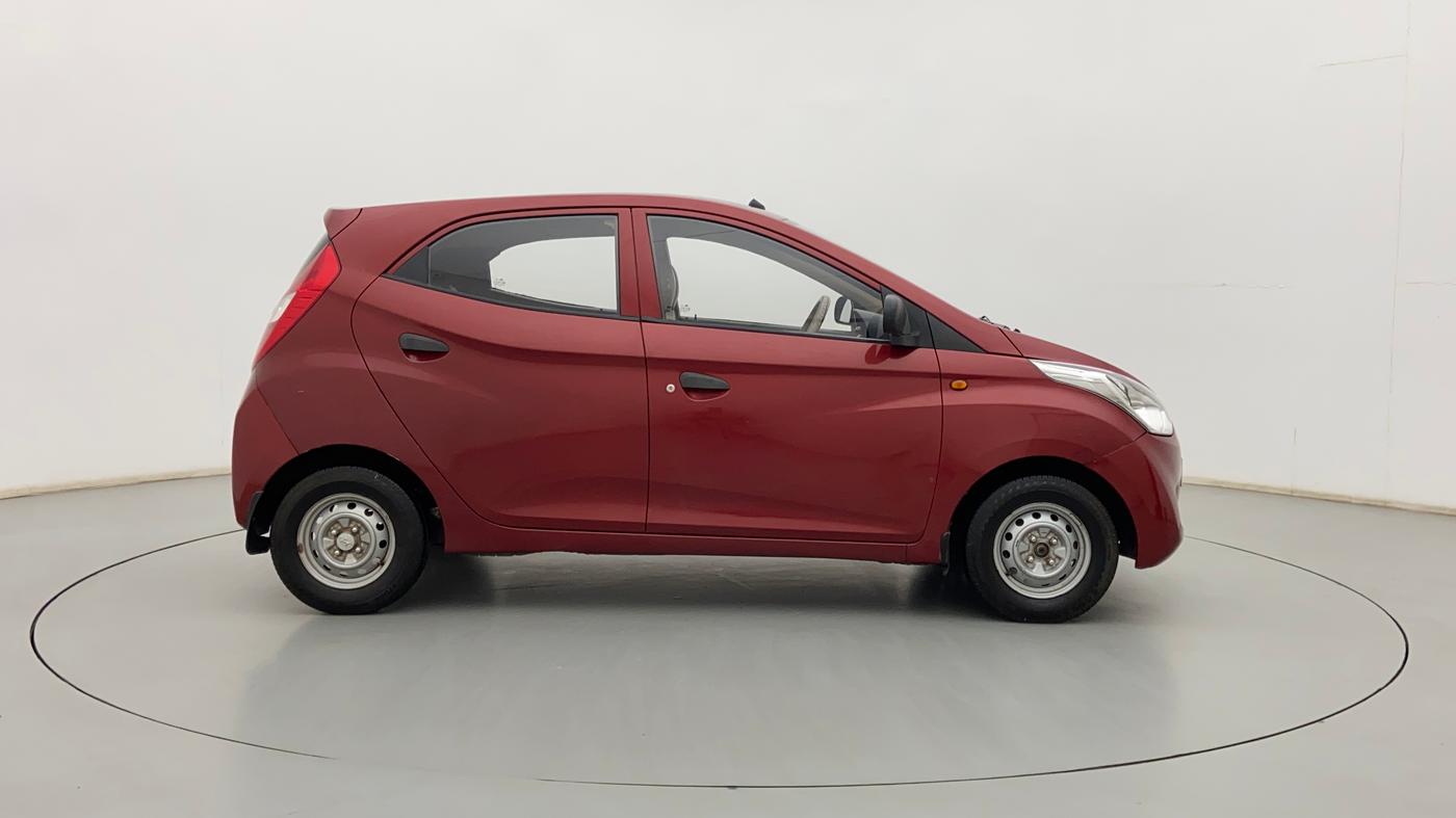 2012 Hyundai Eon D-LITE+, Petrol, Manual, 1,04,806 km, Right Side View