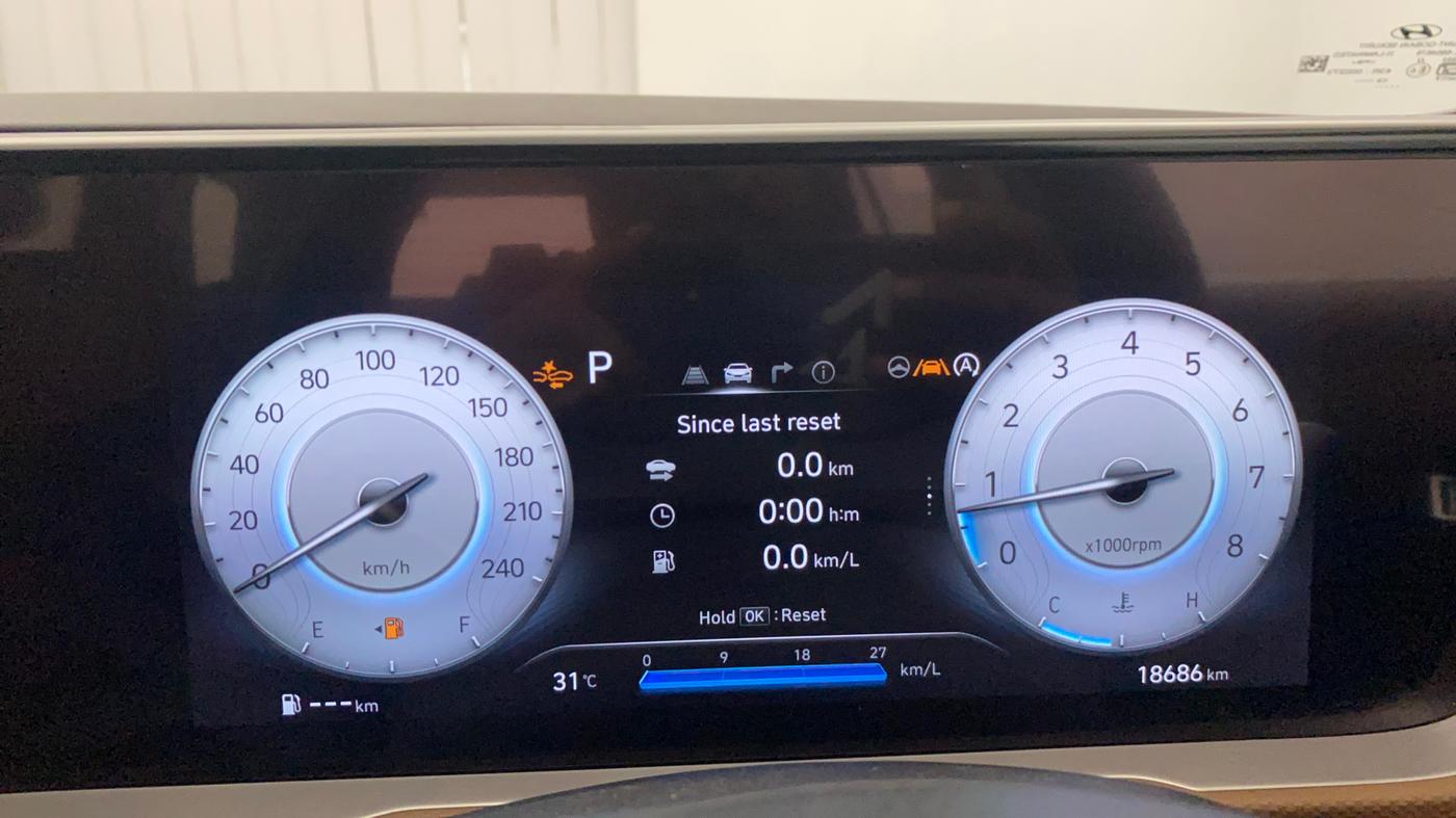 2024 Hyundai ALCAZAR Signature 7 STR 1.5 Turbo GDi Petrol DCT, Petrol, Automatic, 18,667 km, Odometer Image