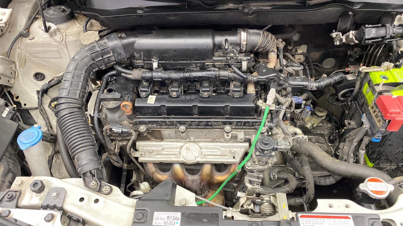 2023 Maruti Swift LXI, Petrol, Manual, 1,07,664 km, Engine View - Right