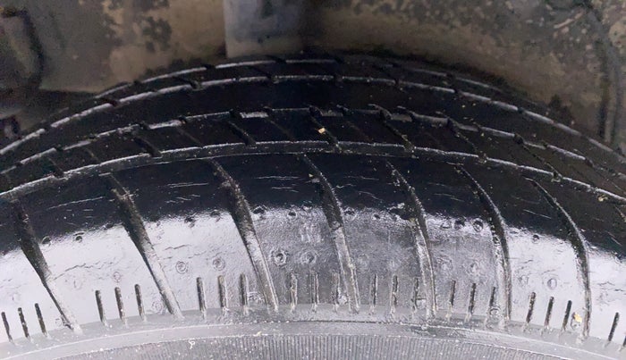 2017 Maruti Celerio ZXI OPT AMT, Petrol, Automatic, 56,581 km, Right Rear Tyre Tread