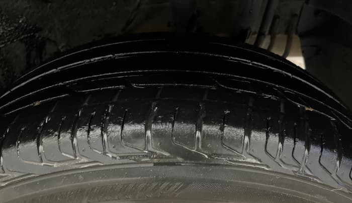 2020 Tata NEXON XM PETROL, Petrol, Manual, 53,090 km, Left Rear Tyre Tread