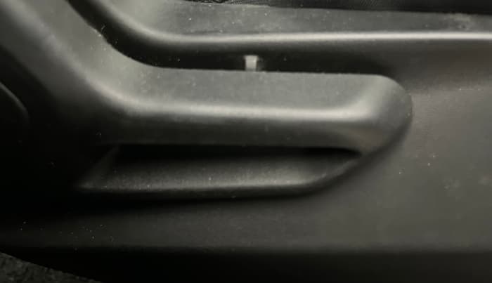 2020 Tata NEXON XM PETROL, Petrol, Manual, 53,090 km, Driver Side Adjustment Panel