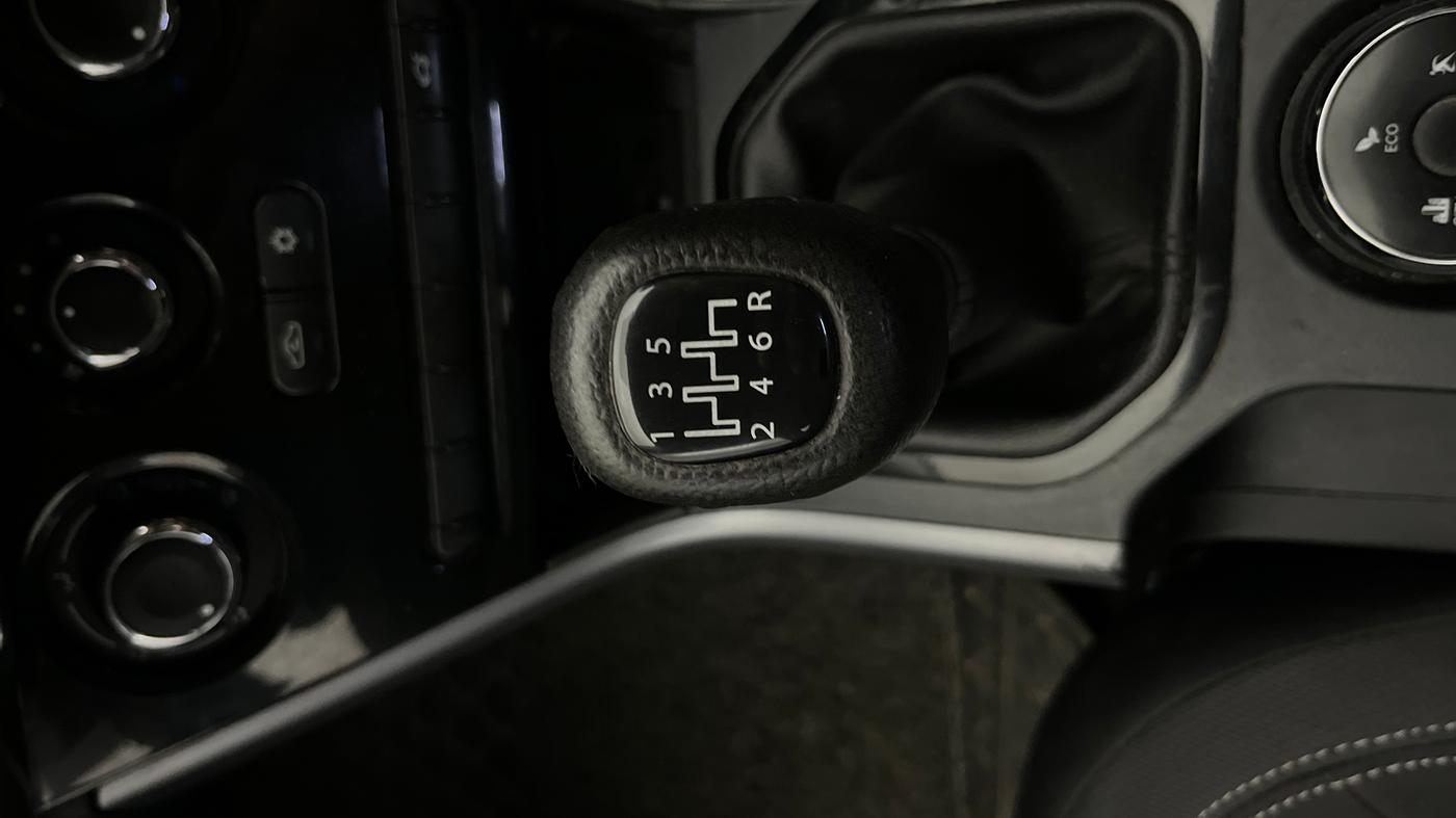2020 Tata NEXON XM PETROL, Petrol, Manual, 54,343 km, Gear Lever