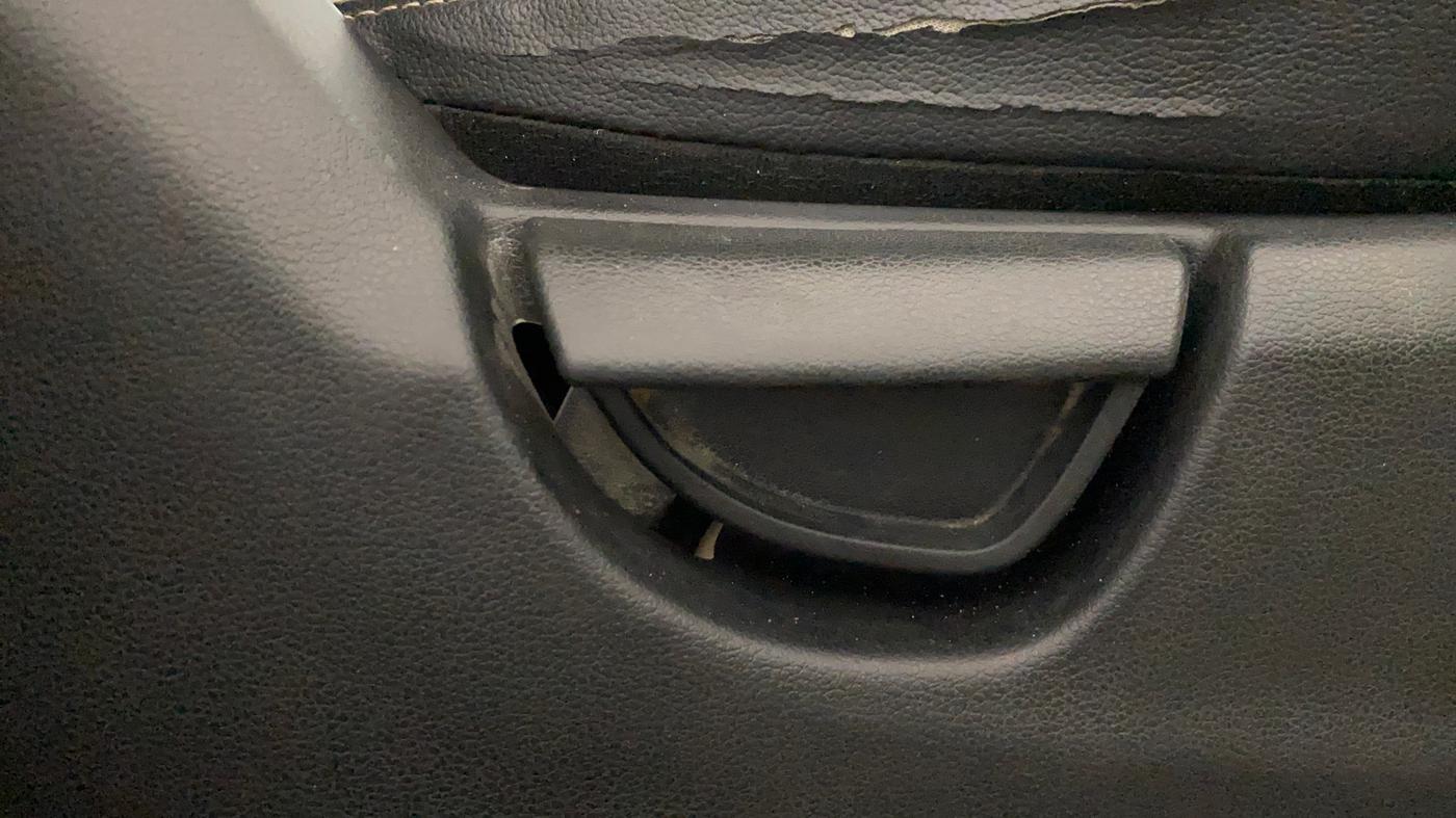 2020 Hyundai NEW SANTRO SPORTZ MT, Petrol, Manual, 63,510 km, Driver Side Adjustment Panel