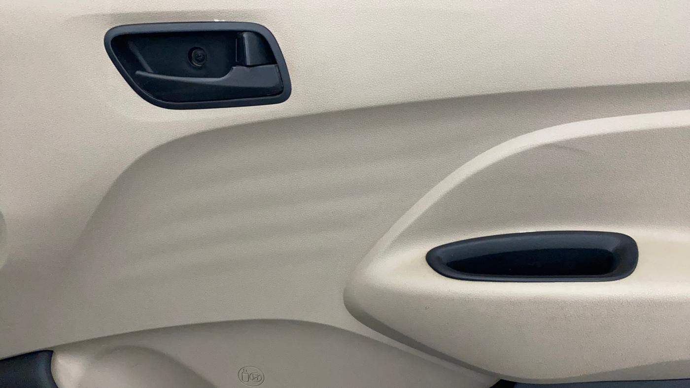 2020 Hyundai NEW SANTRO SPORTZ MT, Petrol, Manual, 63,510 km, Driver Side Door Panels Control