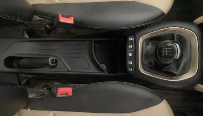 2020 Hyundai NEW SANTRO SPORTZ MT, Petrol, Manual, 63,510 km, Gear Lever