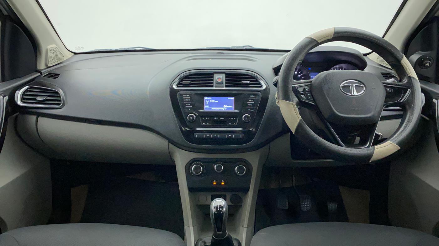 2018 Tata Tiago XZ PETROL, Petrol, Manual, 57,400 km, Dashboard