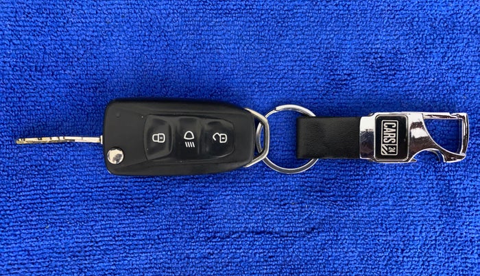 2018 Tata Tiago XZ PETROL, Petrol, Manual, 57,400 km, Key Close Up