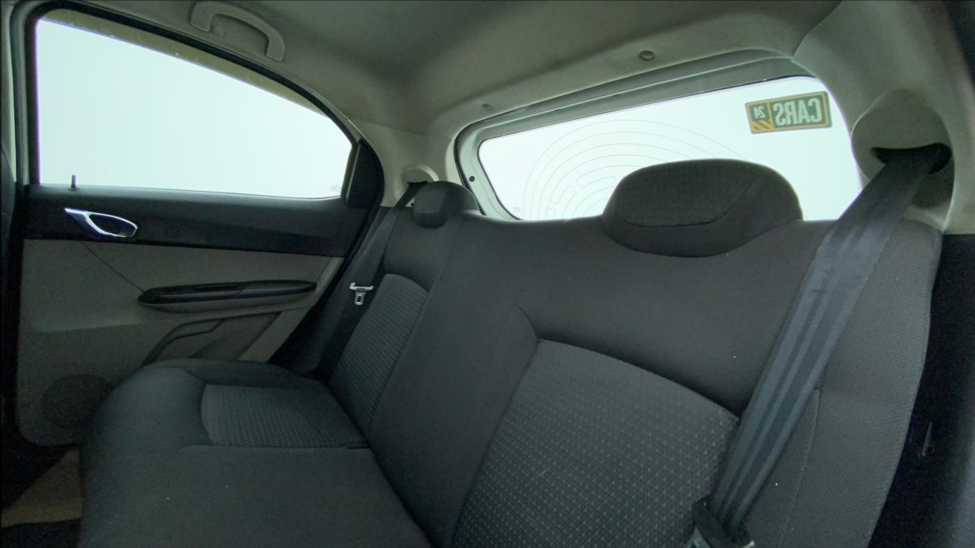 2018 Tata Tiago XZ PETROL, Petrol, Manual, 57,400 km, Right Side Rear Door Cabin