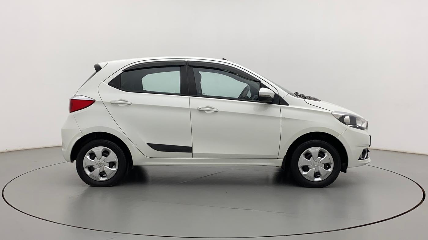 2018 Tata Tiago XZ PETROL, Petrol, Manual, 57,400 km, Right Side View