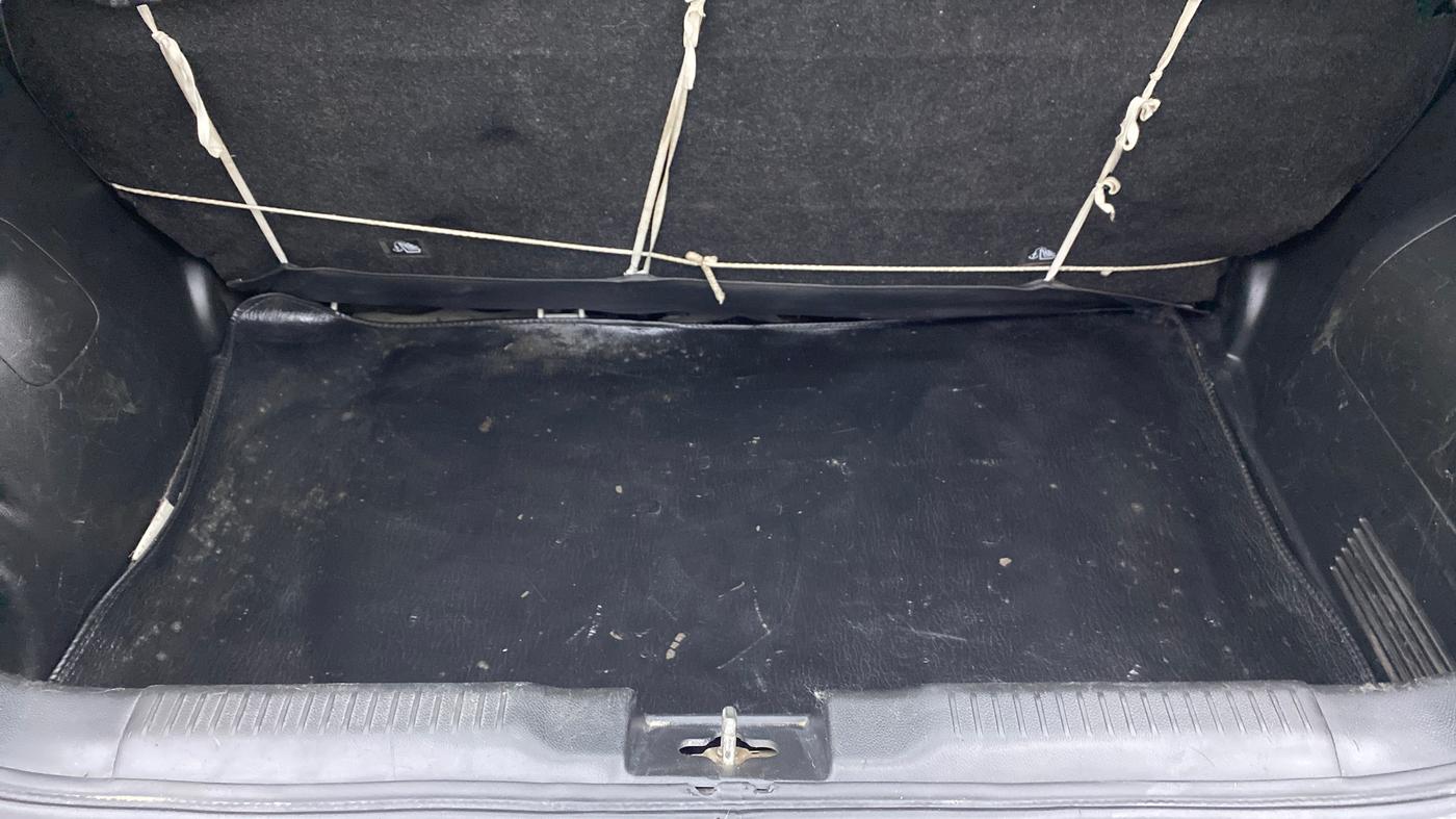 2019 Maruti Swift VXI D, Petrol, Manual, 72,803 km, Boot Inside