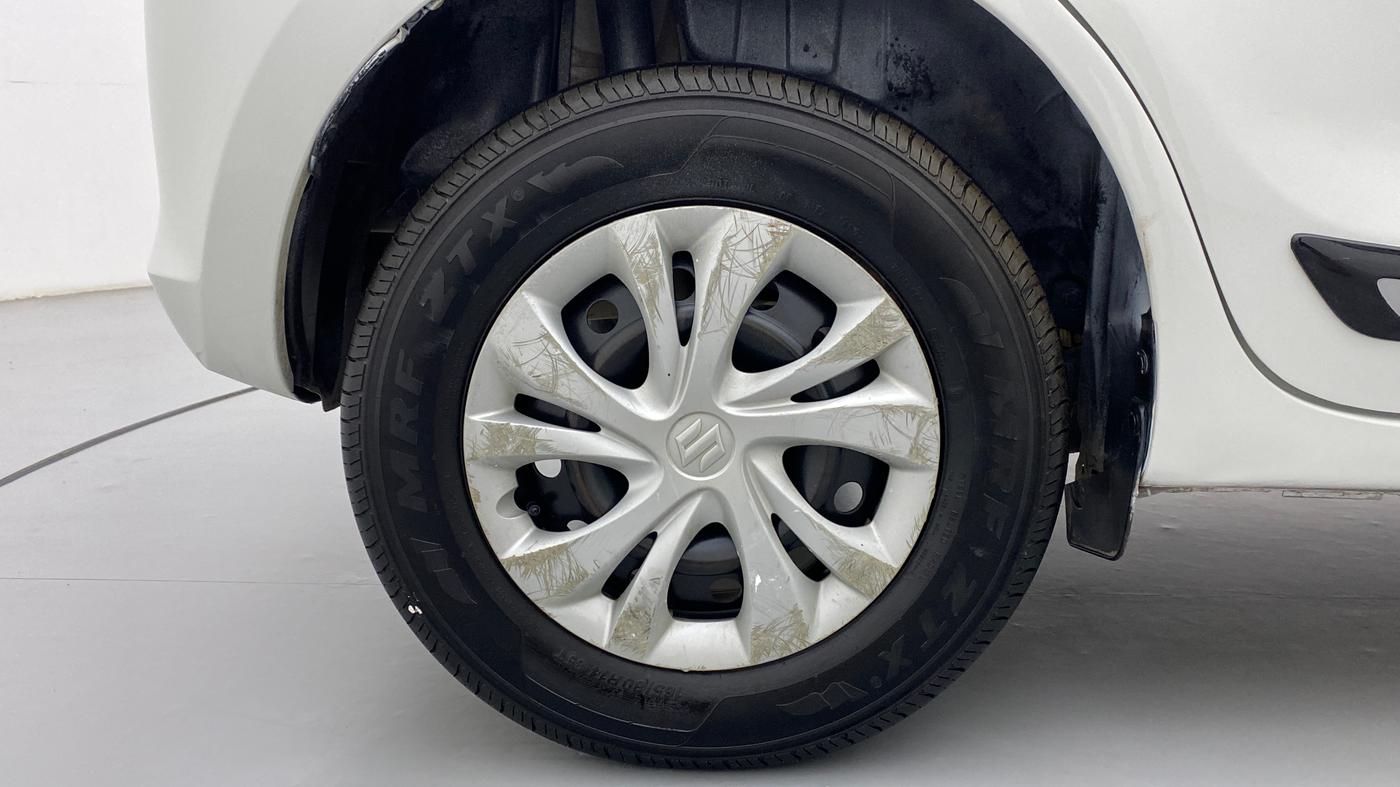 2019 Maruti Swift VXI D, Petrol, Manual, 72,803 km, Right Rear Wheel