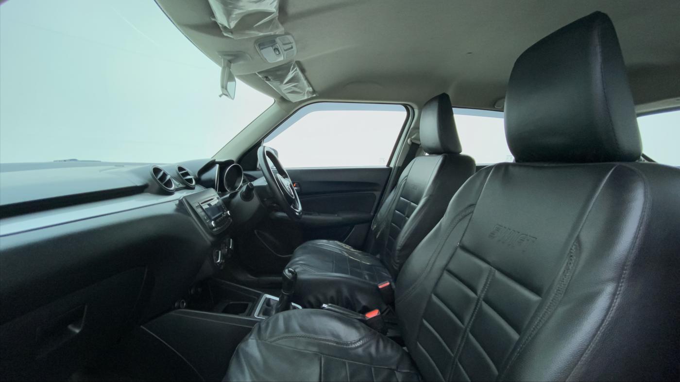 2019 Maruti Swift VXI D, Petrol, Manual, 72,803 km, Right Side Front Door Cabin