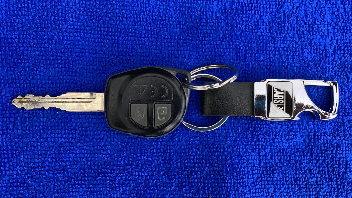 2019 Maruti Swift VXI D, Petrol, Manual, 72,803 km, Key Close Up