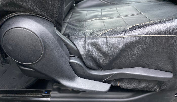 2019 Maruti Swift VXI D, Petrol, Manual, 72,803 km, Driver Side Adjustment Panel