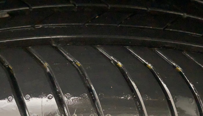 2018 Ford Ecosport TREND + 1.5L PETROL AT, Petrol, Automatic, 47,600 km, Left Rear Tyre Tread