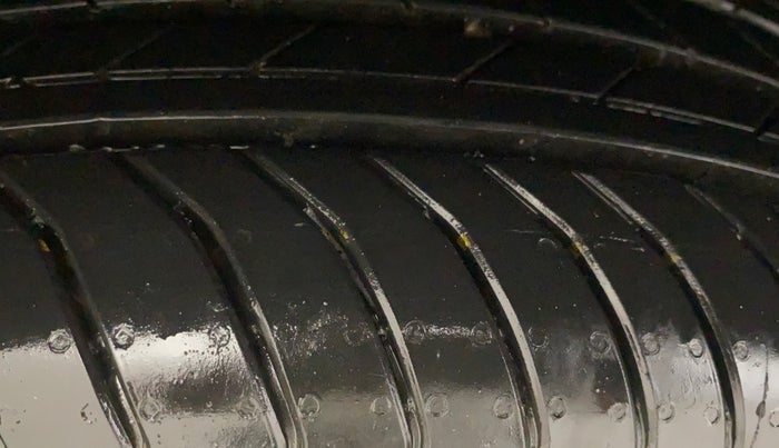 2018 Ford Ecosport TREND + 1.5L PETROL AT, Petrol, Automatic, 47,600 km, Right Rear Tyre Tread