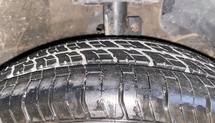 2018 Maruti Swift VXI AMT, Petrol, Automatic, 59,999 km, Right Front Tyre Tread