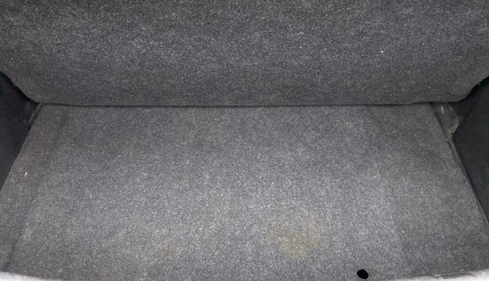 2013 Maruti Swift VXI D, Petrol, Manual, 70,245 km, Boot Inside