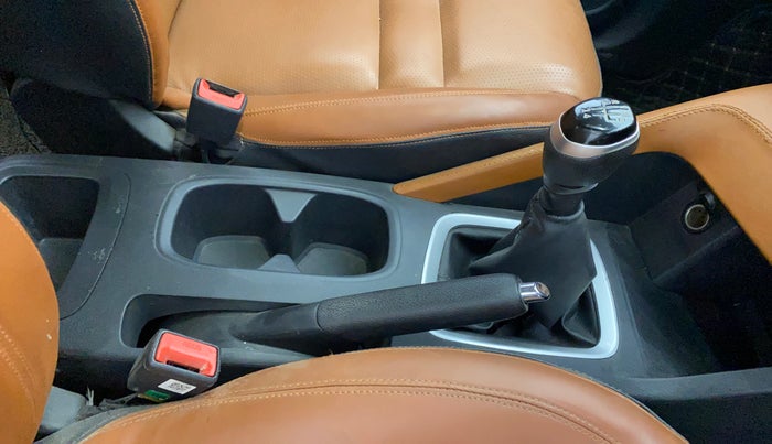 2021 Nissan MAGNITE XL, Petrol, Manual, 54,006 km, Gear Lever