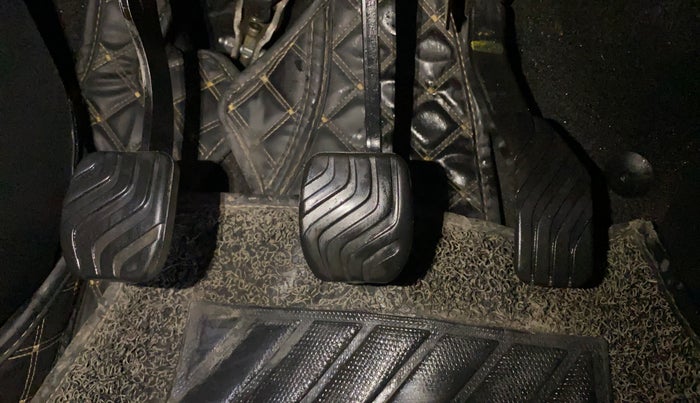 2021 Nissan MAGNITE XL, Petrol, Manual, 54,006 km, Pedals