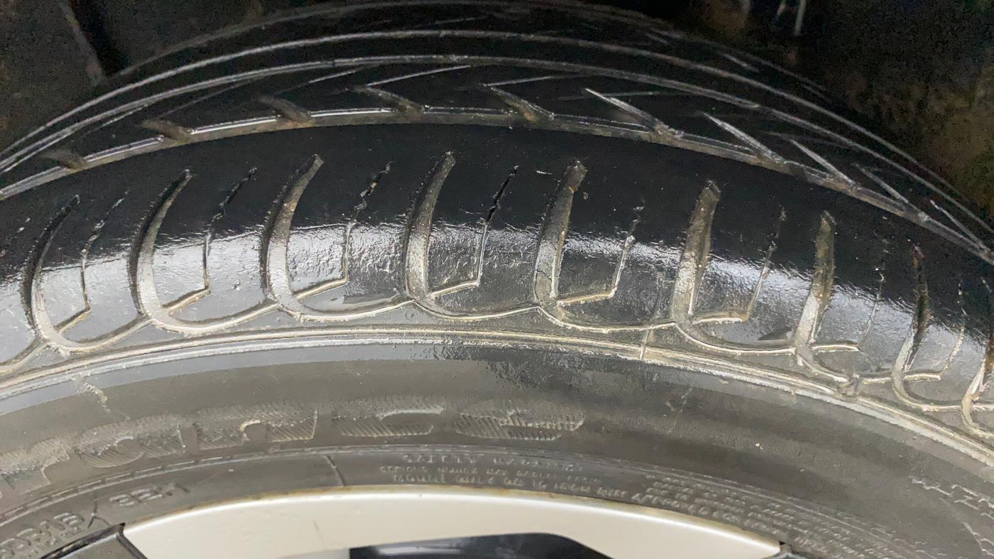 2021 Nissan MAGNITE XL, Petrol, Manual, 53,823 km, Right Rear Tyre Tread